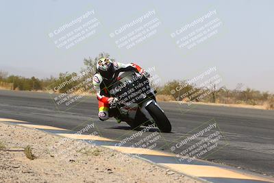 media/Mar-28-2022-Superbike Trackdays (Mon) [[b8603d0f67]]/Open Track Time/Turn 3 Inside/